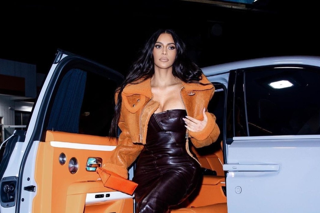 Nhieu nguoi noi tieng bi trom, cuop vi khoe tai san tren mang hinh anh