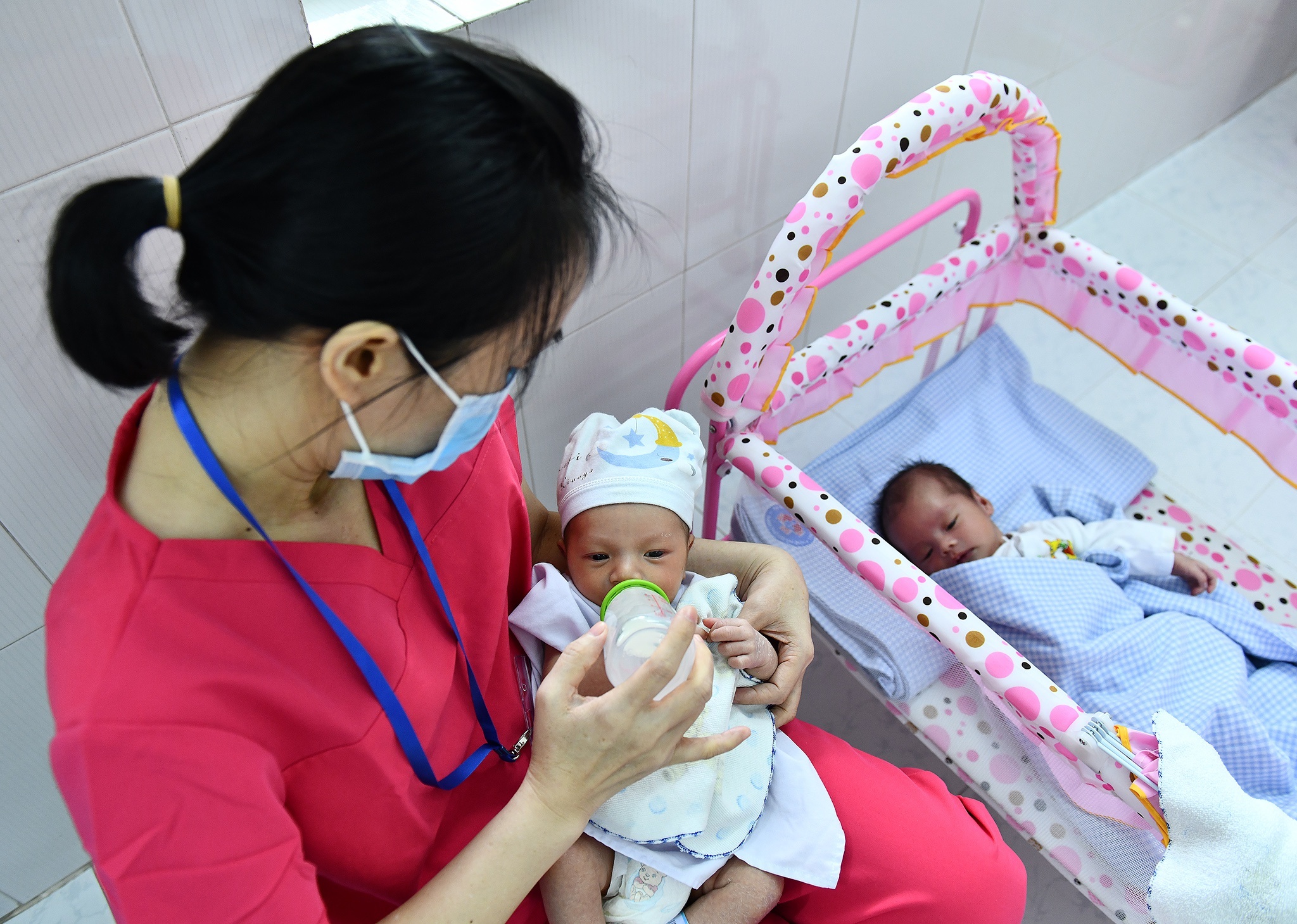 be so sinh F1 thieu ta sua anh 2