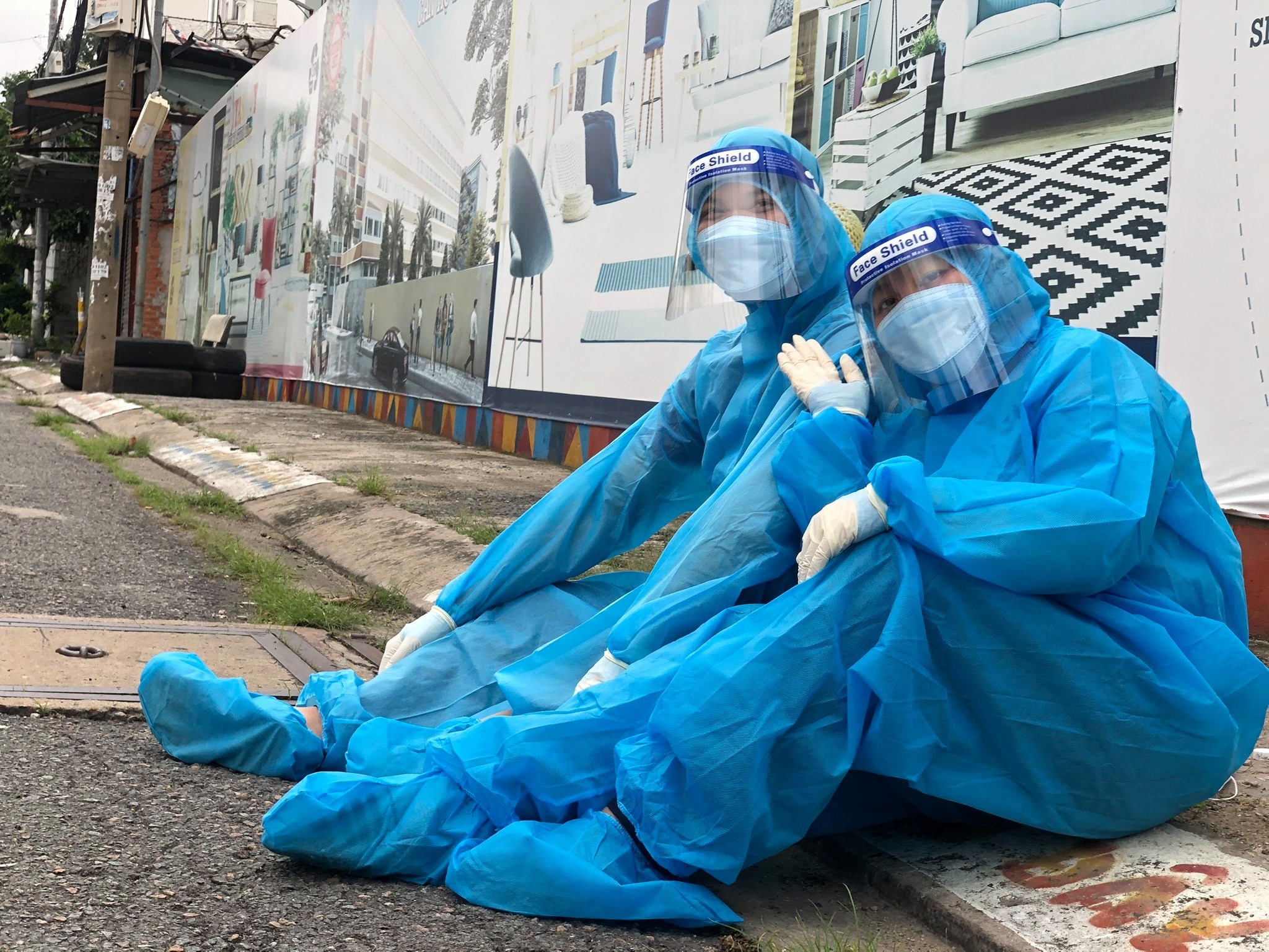 vo chong cung di tinh nguyen anh 1