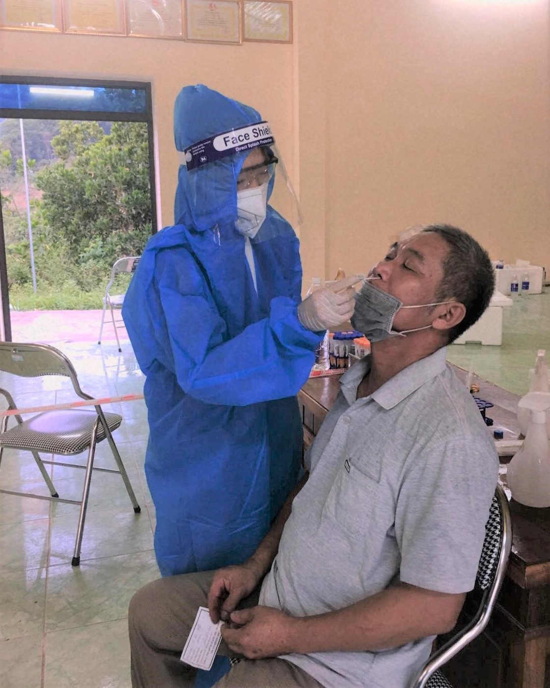 nữ tình nguyện viên nặng 39 kg ảnh 1 nu tinh nguyen vien nang 39 kg anh 1