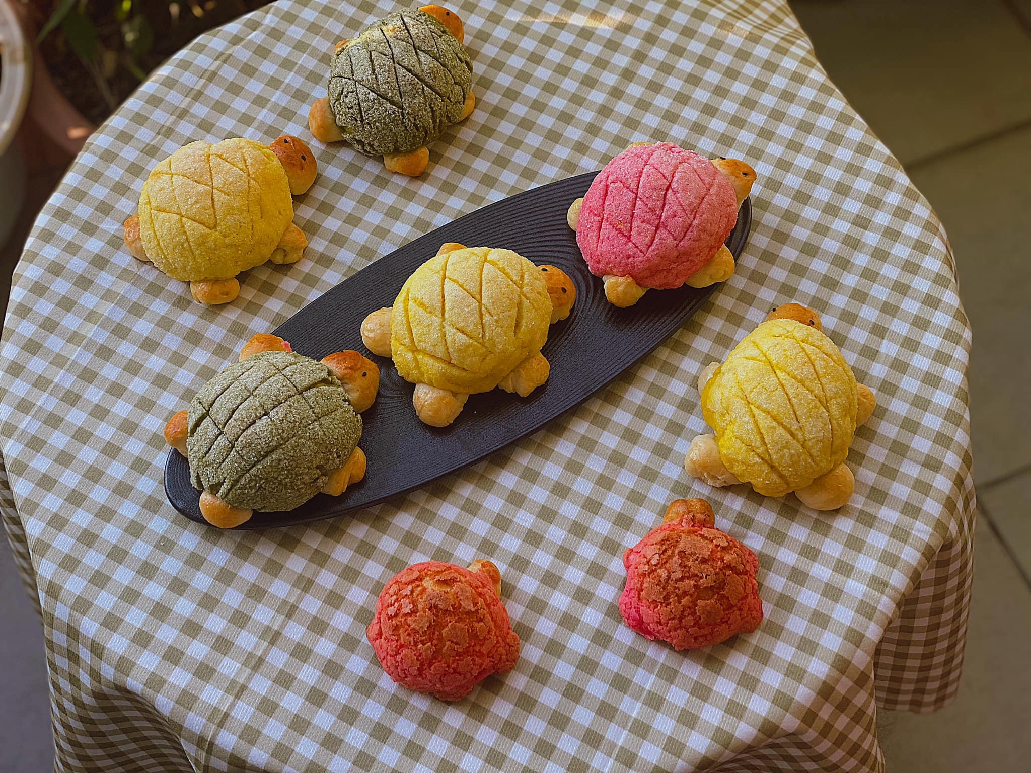 hoc nau an khi o nha gian cach anh 4