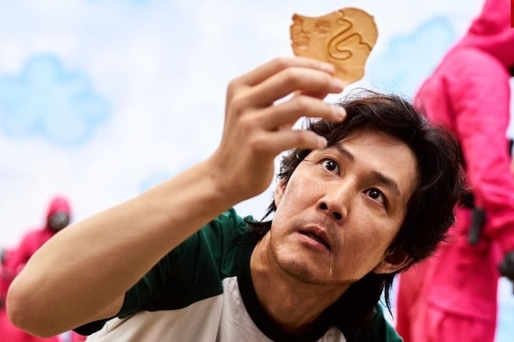 Nguoi ban keo duong o Han Quoc kiem bon tien nho Squid Game hinh anh