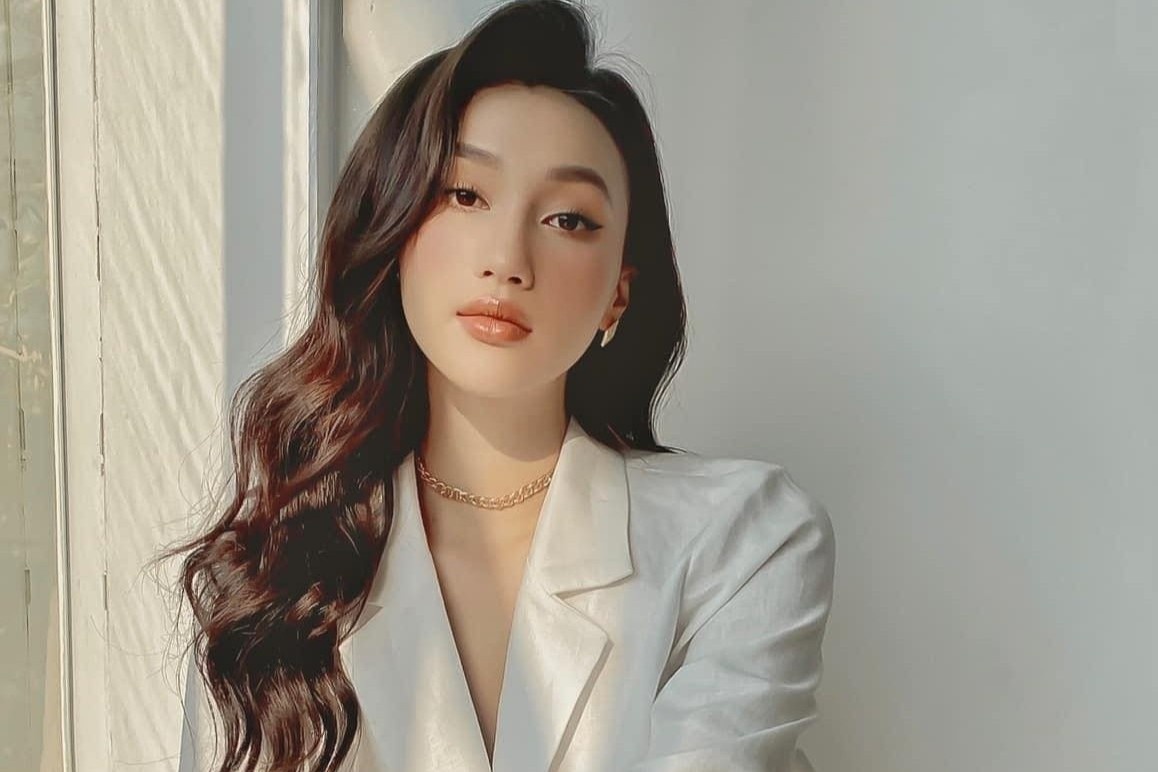 Thuc den 4h vi hao huc khi duoc di lam tro lai hinh anh