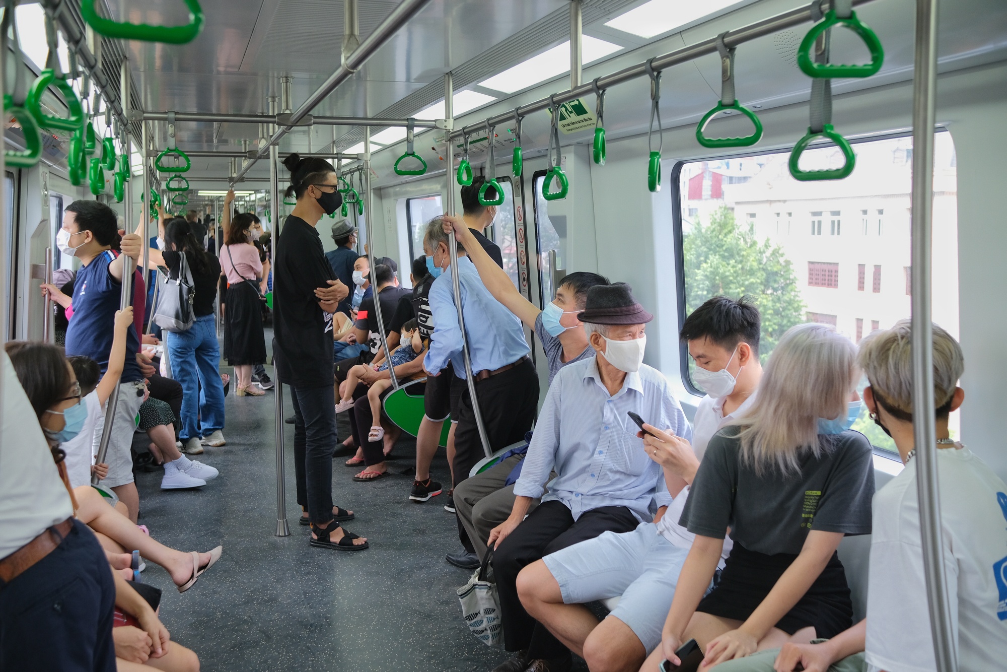 trai nghiem tau cat linh ha dong anh 7