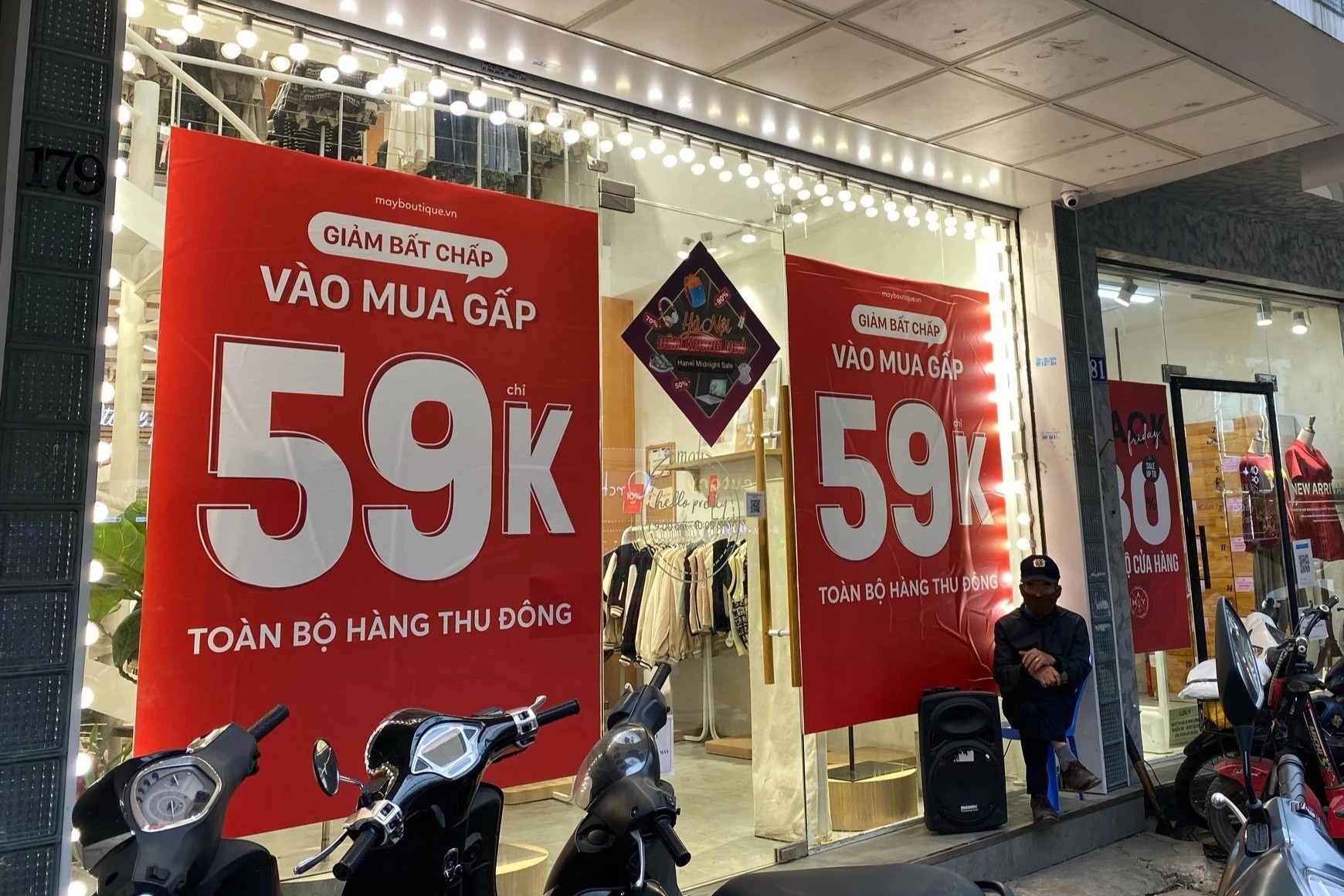 Khoi dong mua sam Black Friday hinh anh