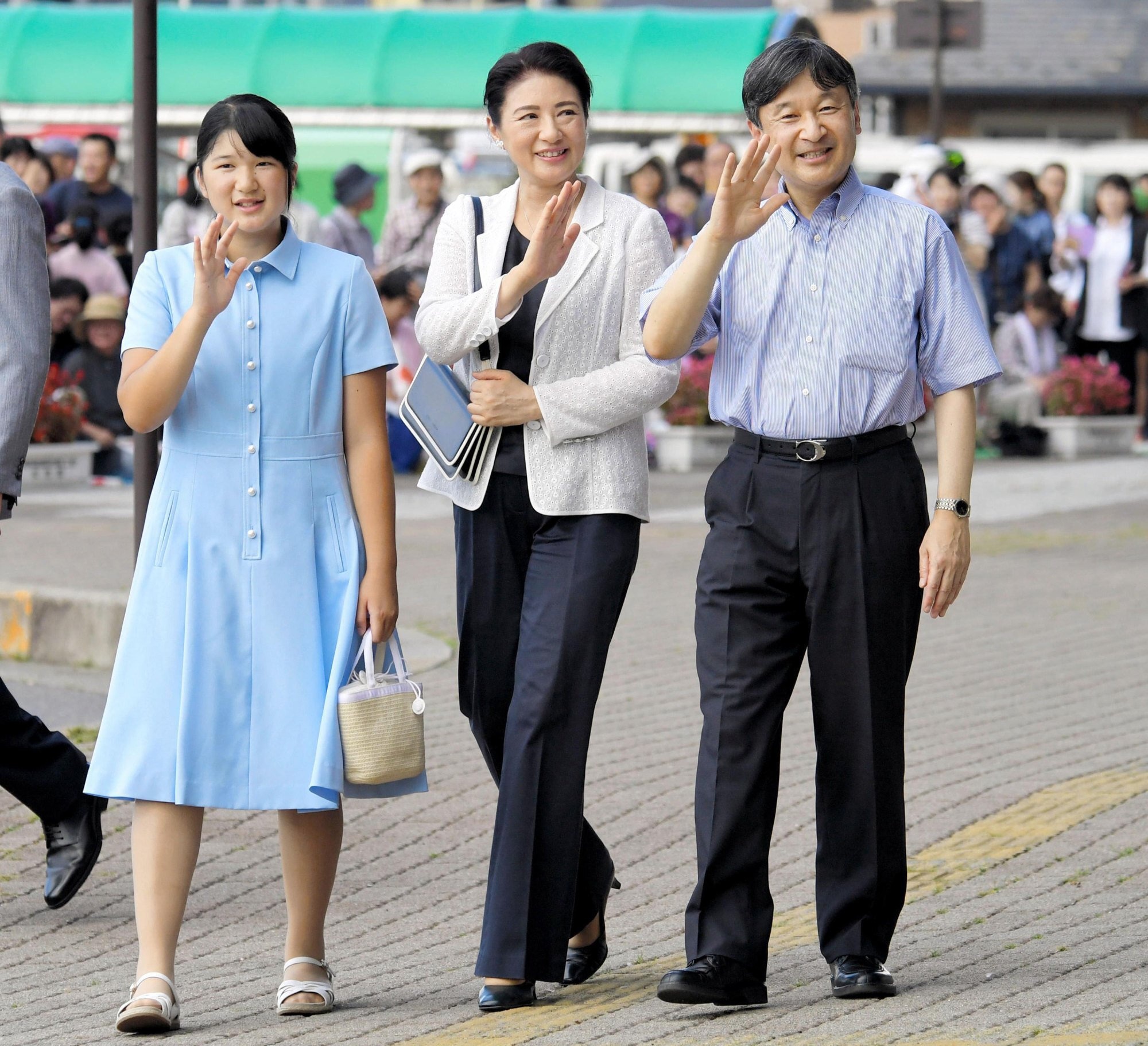 tuong lai cong chua Aiko anh 2