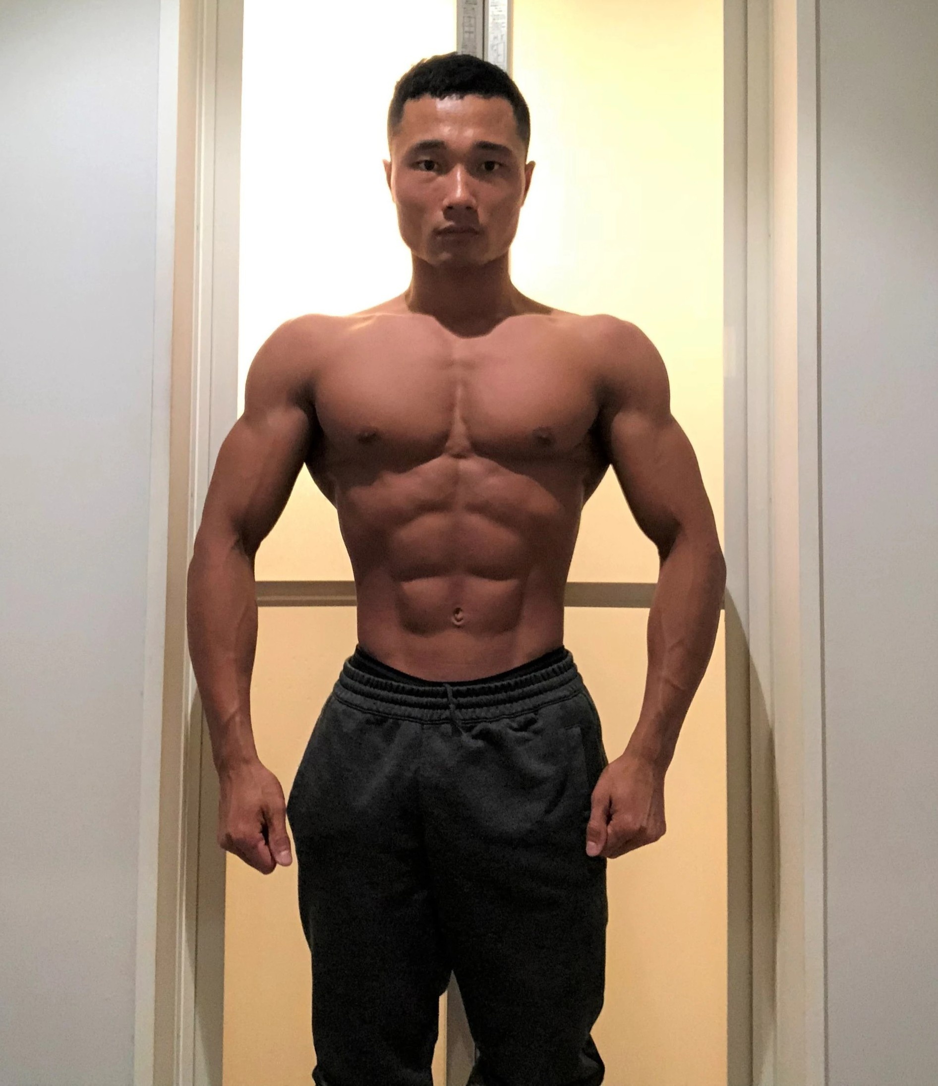 chàng trai thay đổi nhờ tập gym ảnh 3 chang trai thay doi nho tap gym anh 3