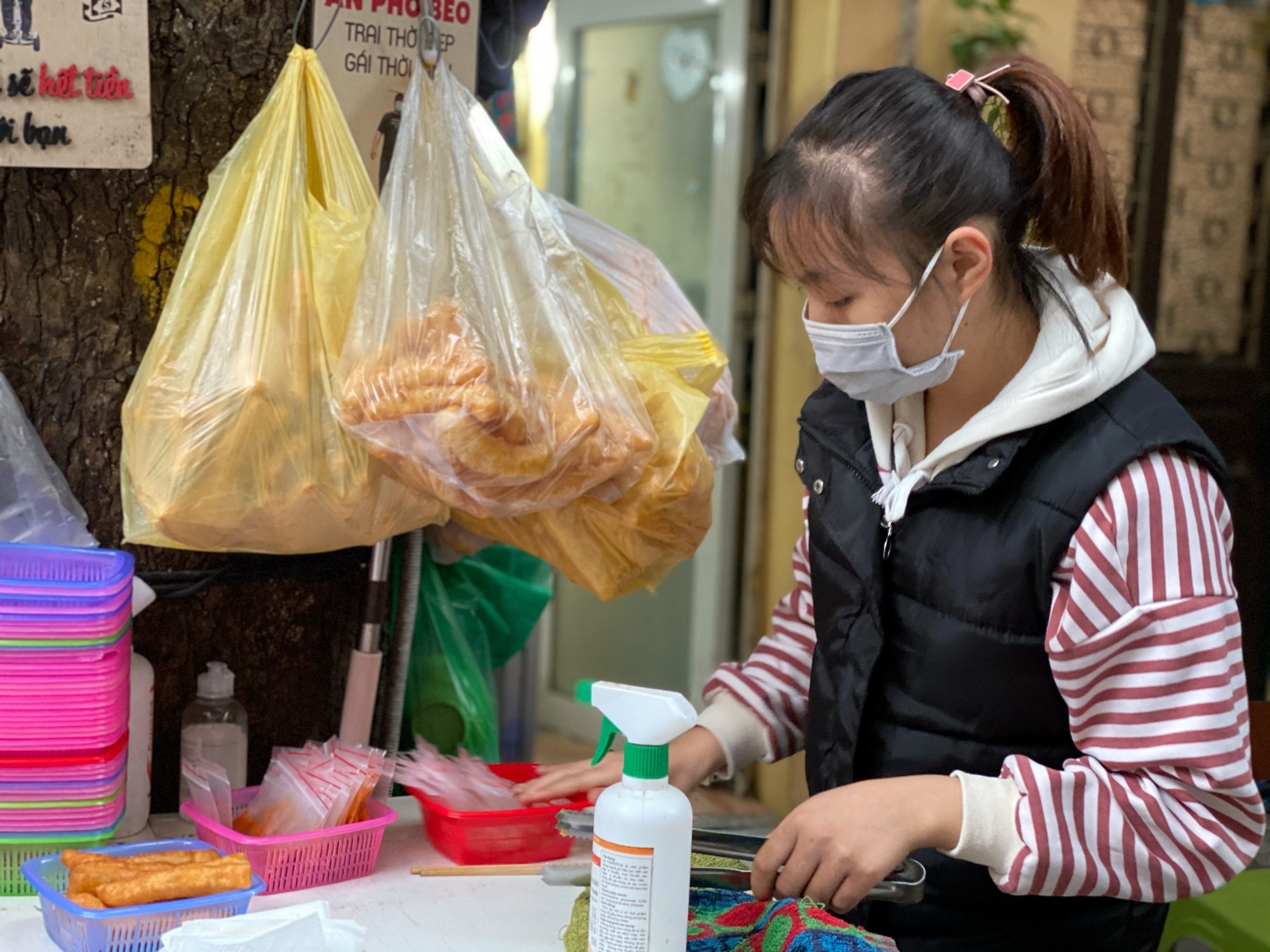 Hang quan chi ban mang ve anh 6