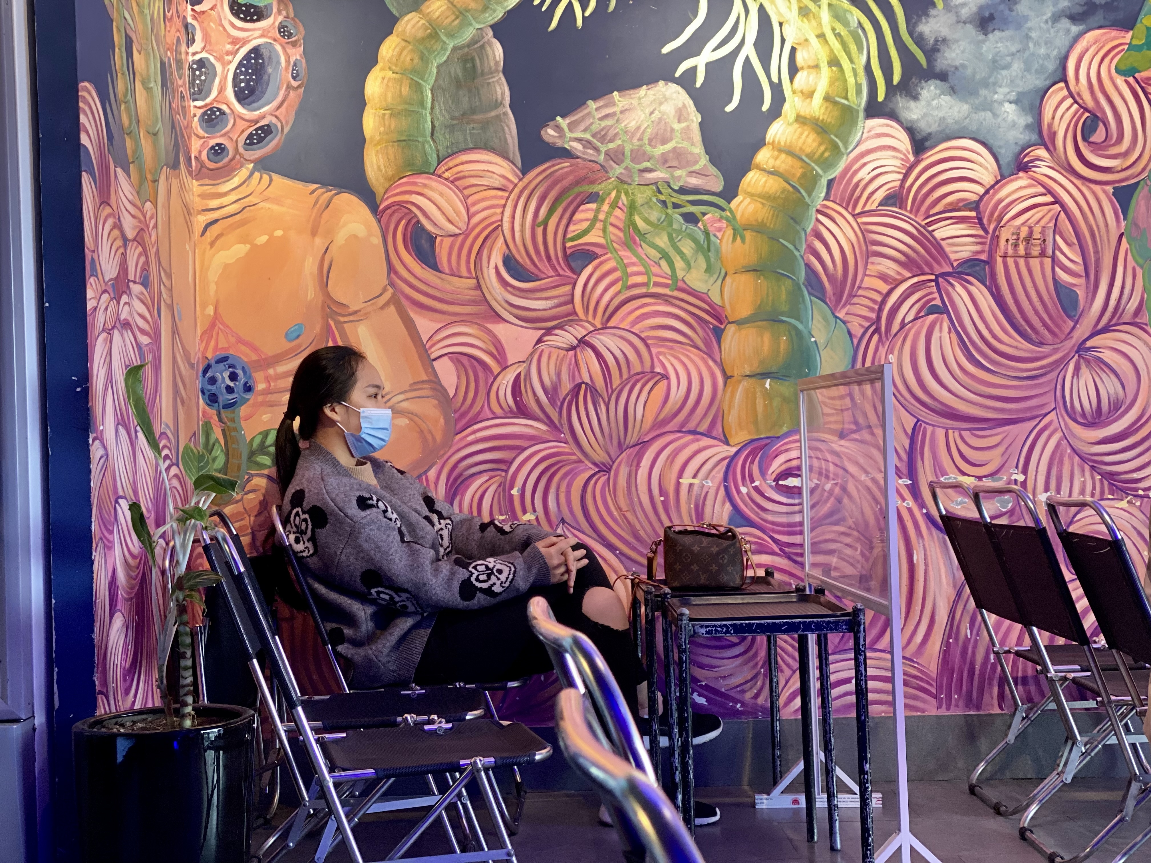 hang quan chi ban mang ve anh 1