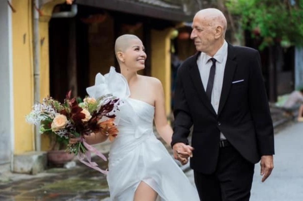 Nguoi chong trong bo anh 'co dau troc dau' da qua doi hinh anh