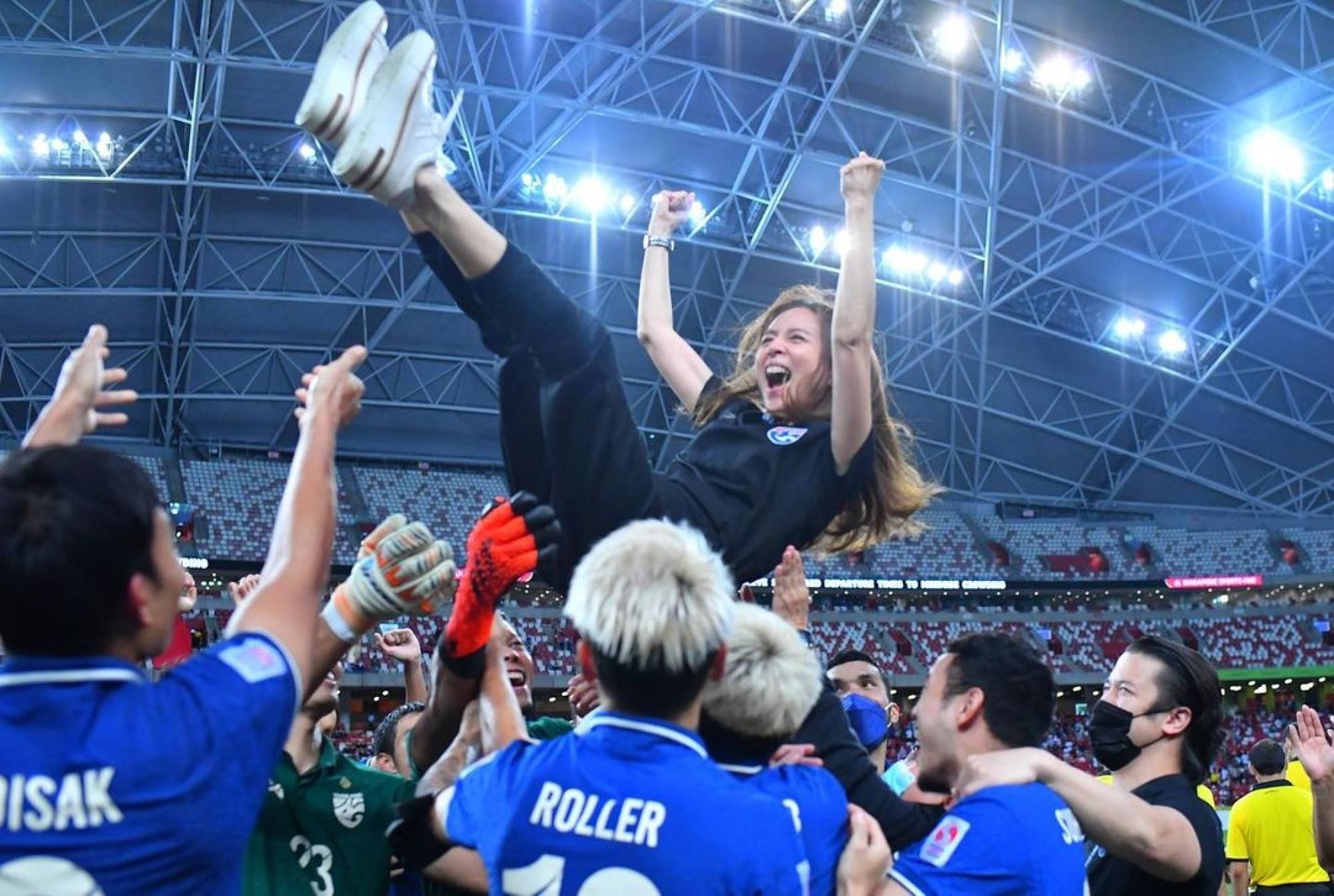 nu ty phu Thai Lan tieu tien anh 8