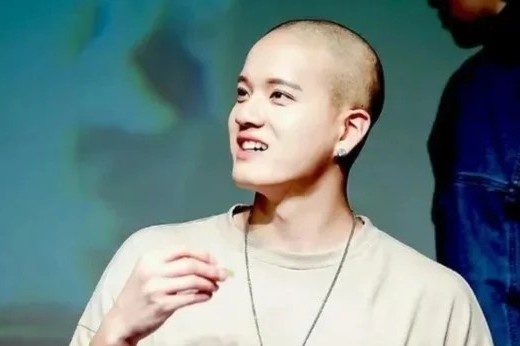 Noi so rung toc, hoi dau cua nguoi tre Han Quoc hinh anh