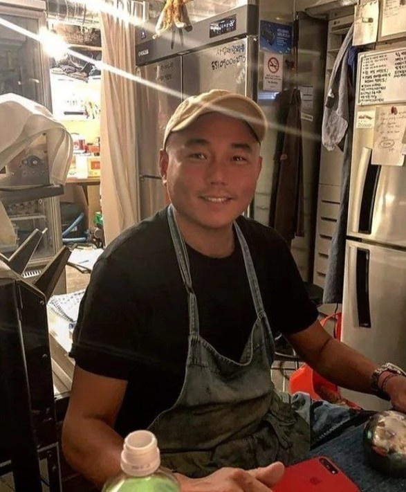 nguoi binh thuong bat ngo noi tieng anh 2