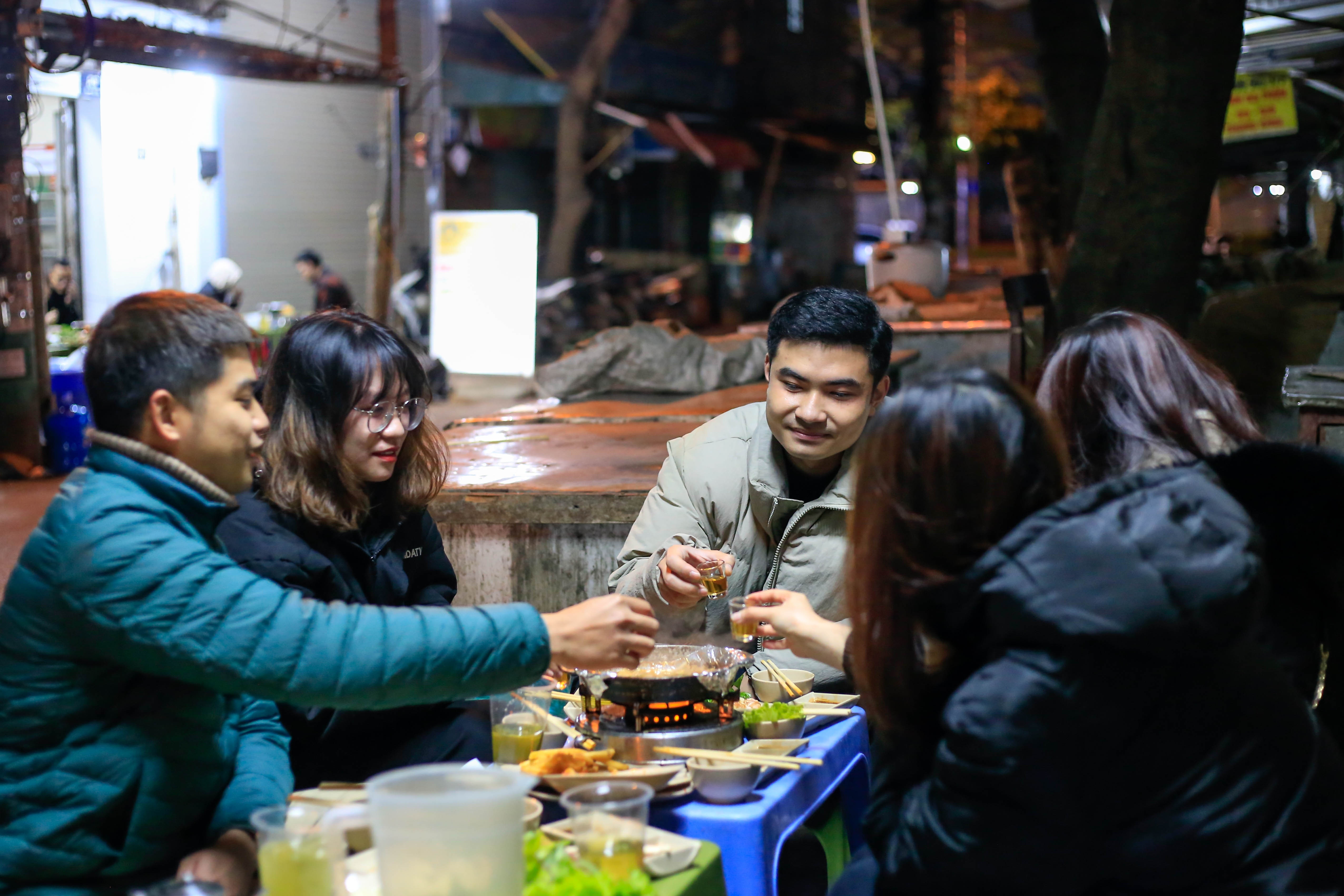 lau nuong ngay lanh anh 2