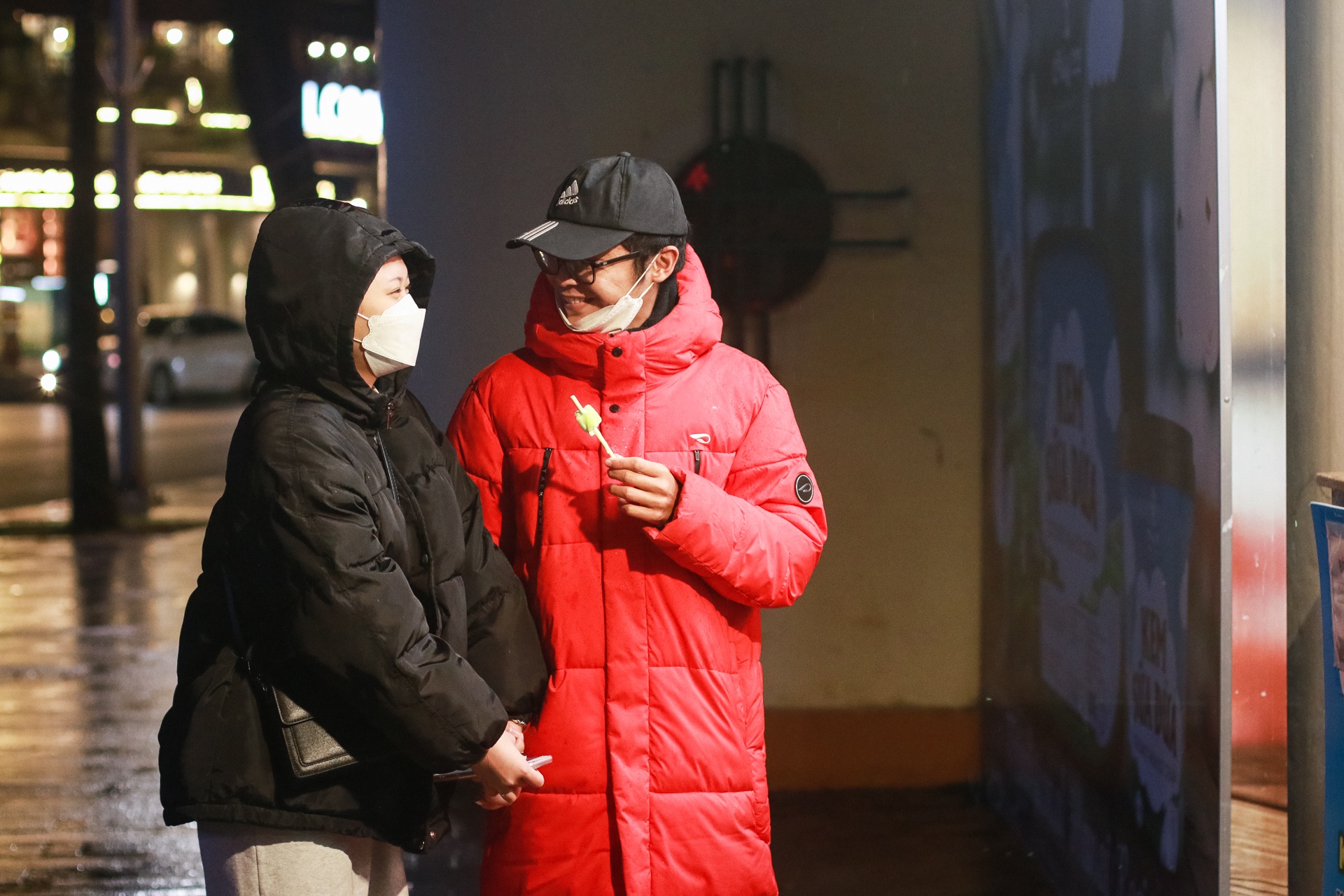 gioi tre an kem mua dong anh 9