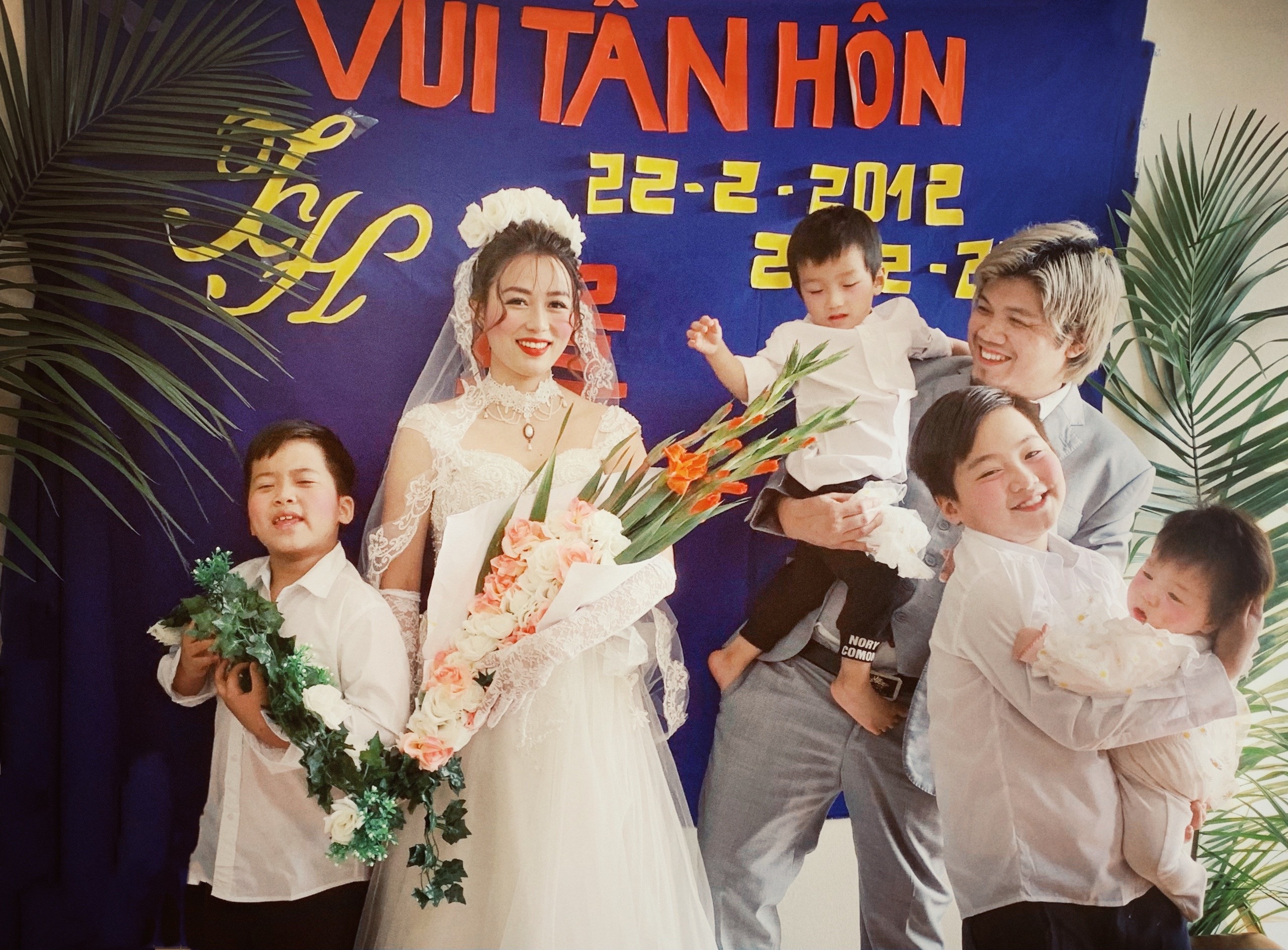 vợ chồng cùng con chụp ảnh cưới ảnh 3 vo chong cung con chup anh cuoi anh 3
