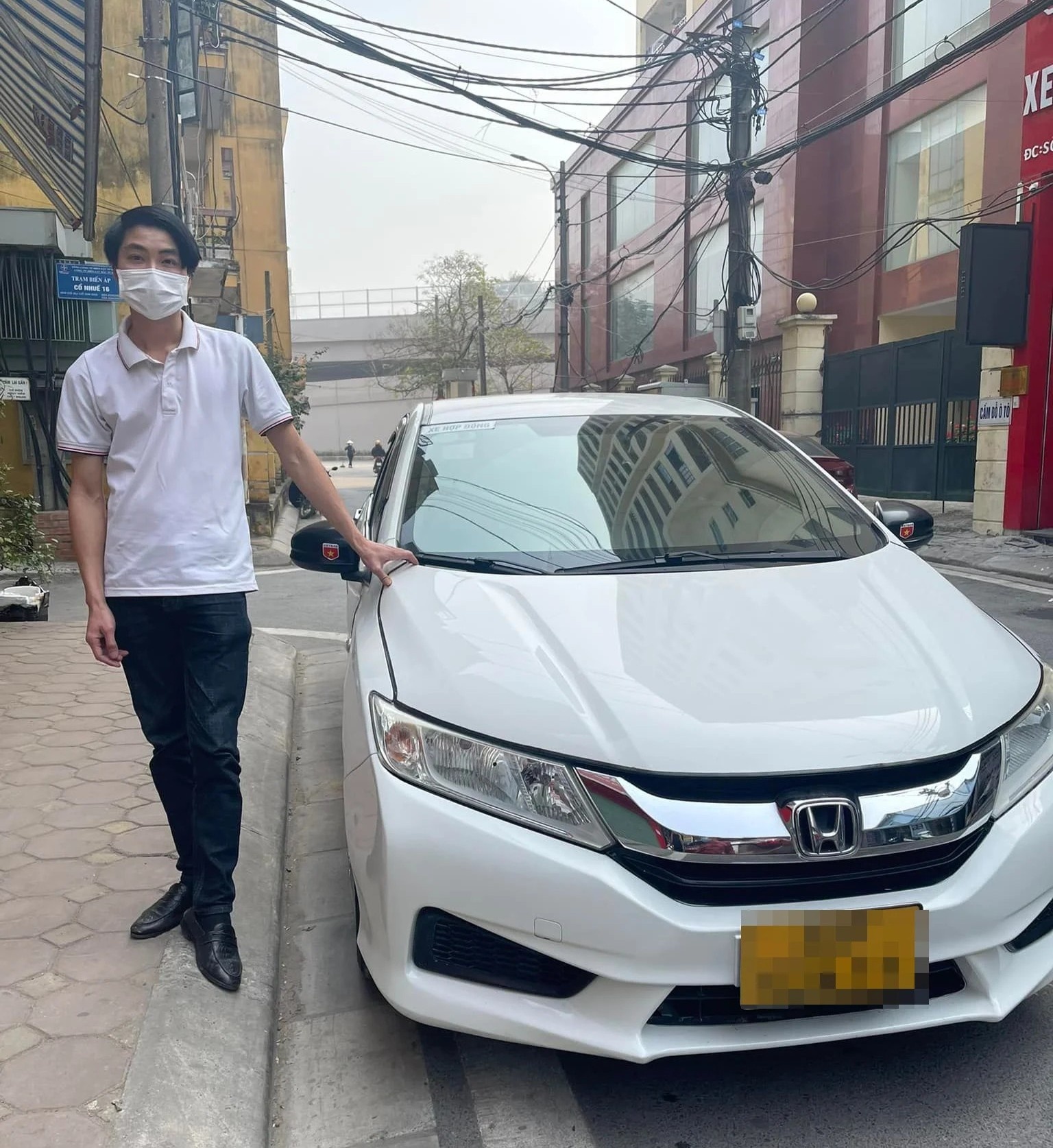 nhan lai tien danh roi anh 1