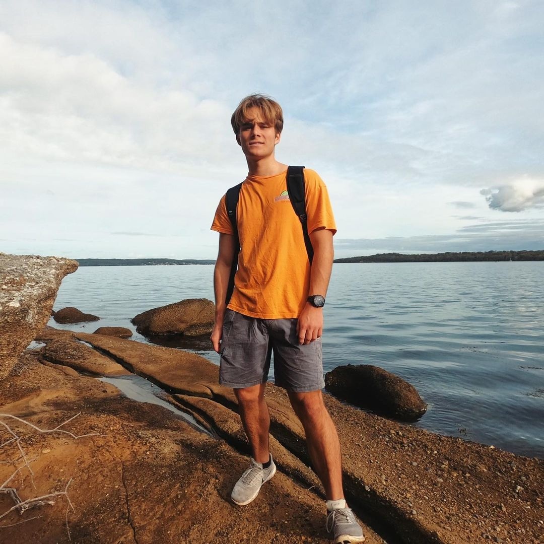 chang trai bi liet tu that lung anh 3