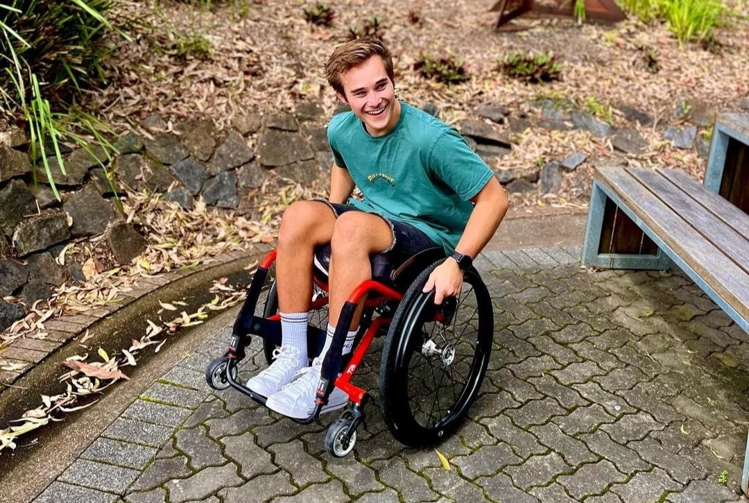 chang trai bi liet tu that lung anh 1