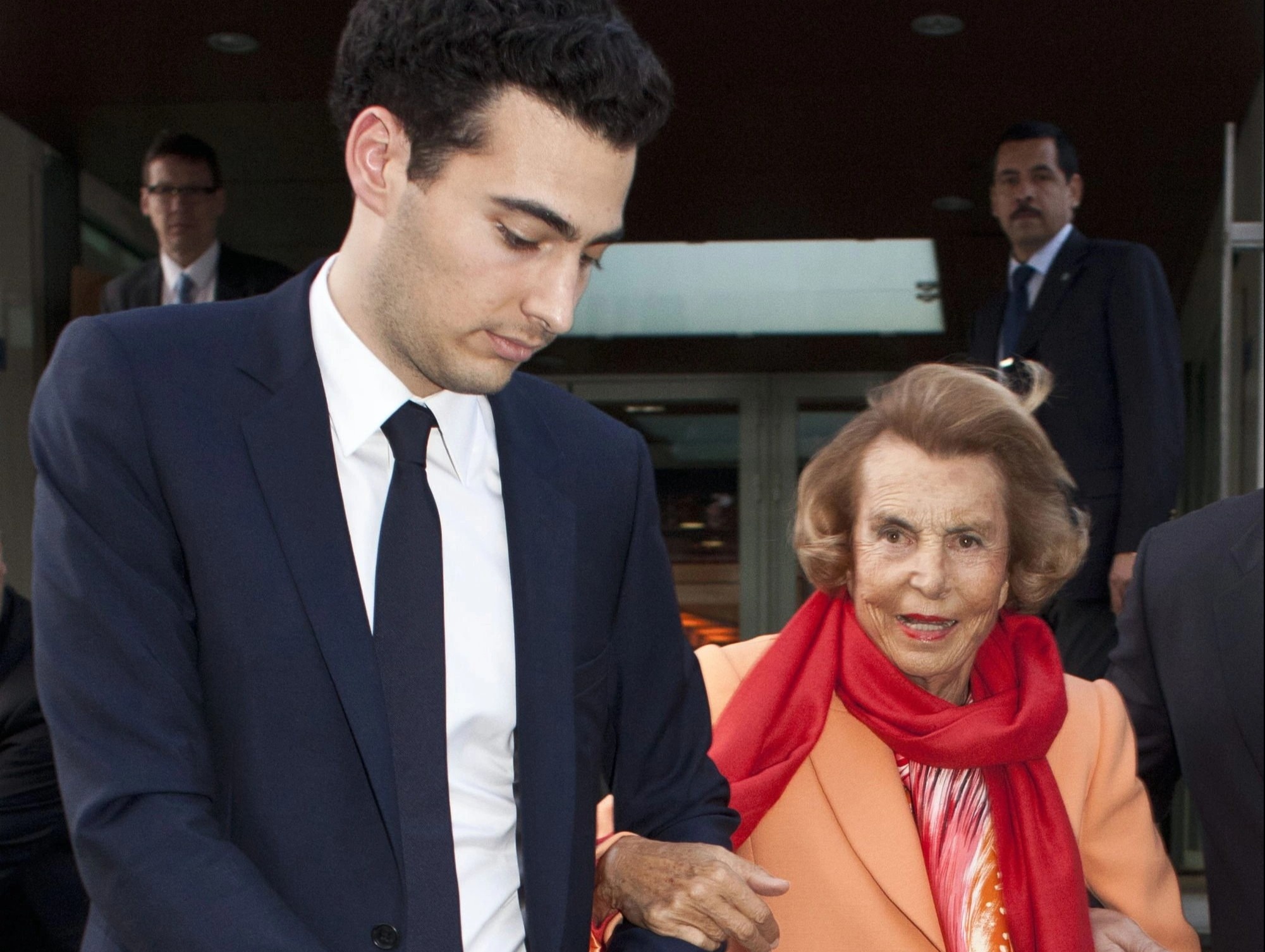 nguoi thua ke L'Oreal anh 2