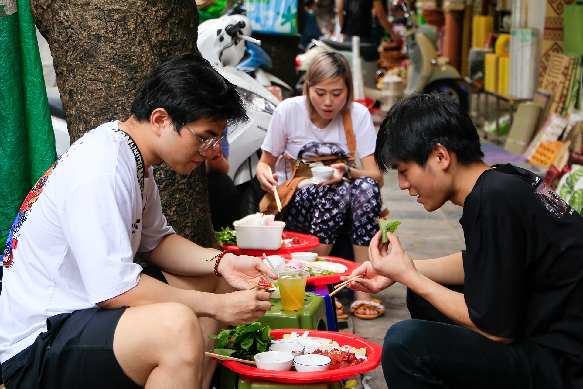 giới trẻ khó tiết kiệm ảnh 8 gioi tre kho tiet kiem anh 8
