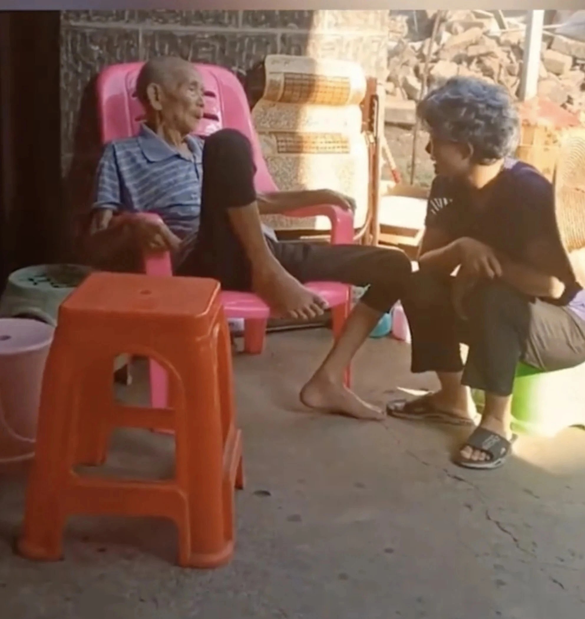 co gai hoa trang thanh ba lao anh 3