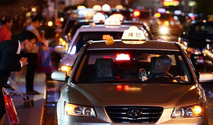 bat taxi dem o Han Quoc anh 2