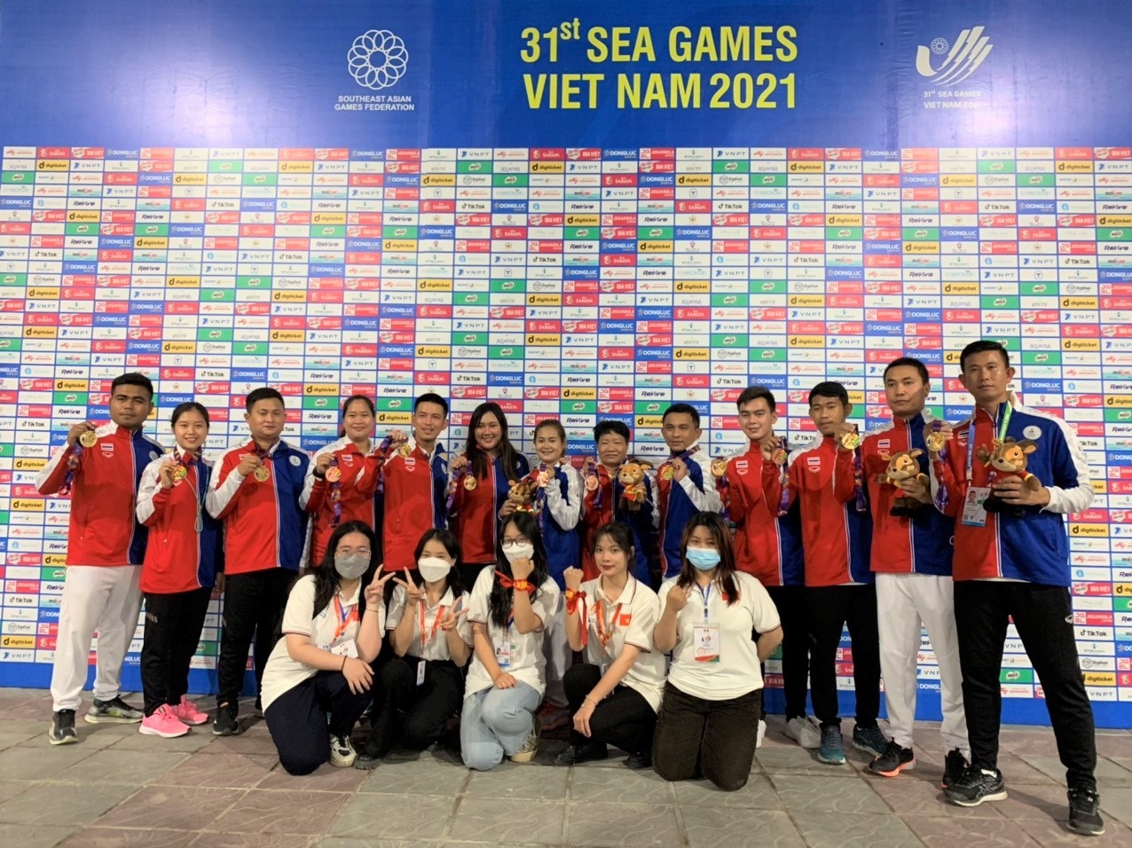tình nguyện viên SEA Games 31 ảnh 3 tinh nguyen vien SEA Games 31 anh 3