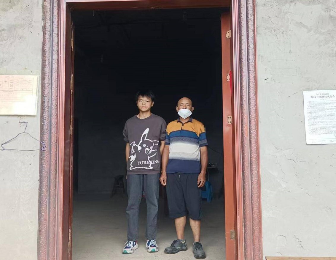 bo dap xe ve nha co vu con anh 1