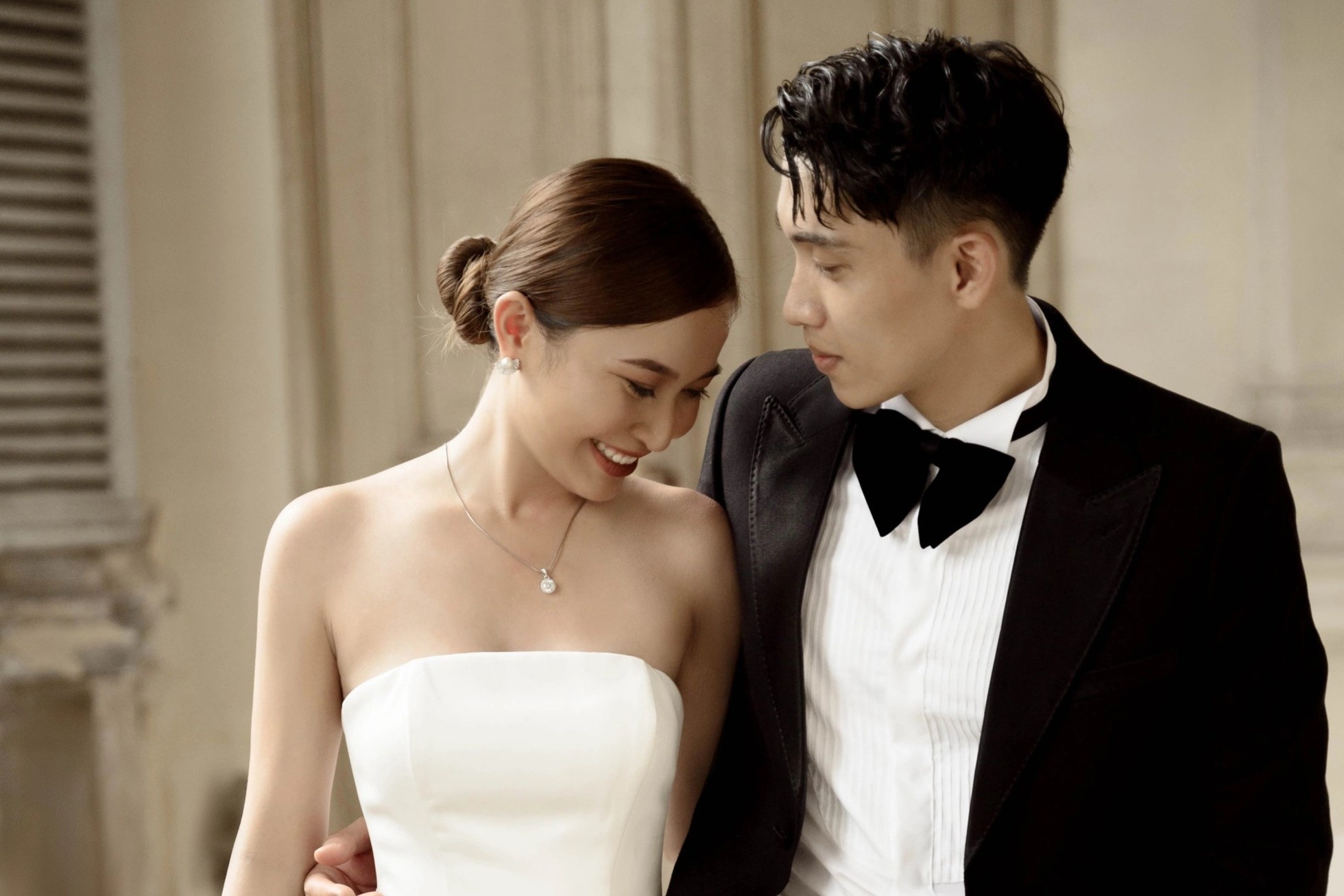 Bo anh cau hon bi mat cua chang trai TP.HCM hinh anh