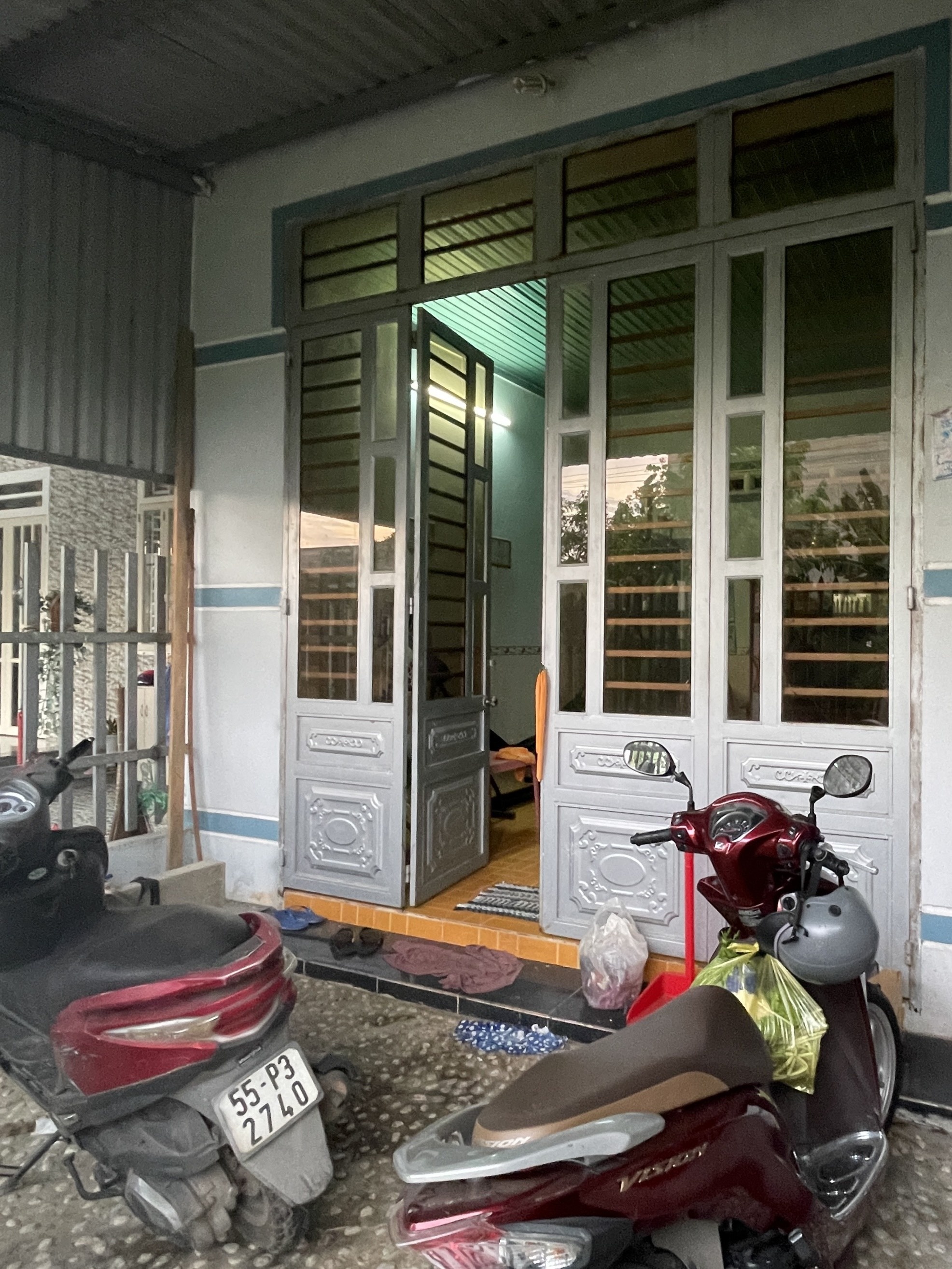 chàng trai sửa nhà tặng mẹ ảnh 2 chang trai sua nha tang me anh 2