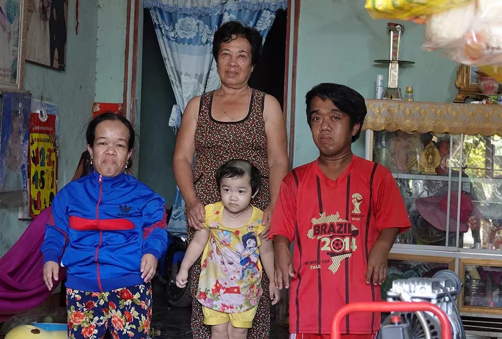 người tí hon miền Tây ảnh 1 nguoi ti hon mien Tay anh 1