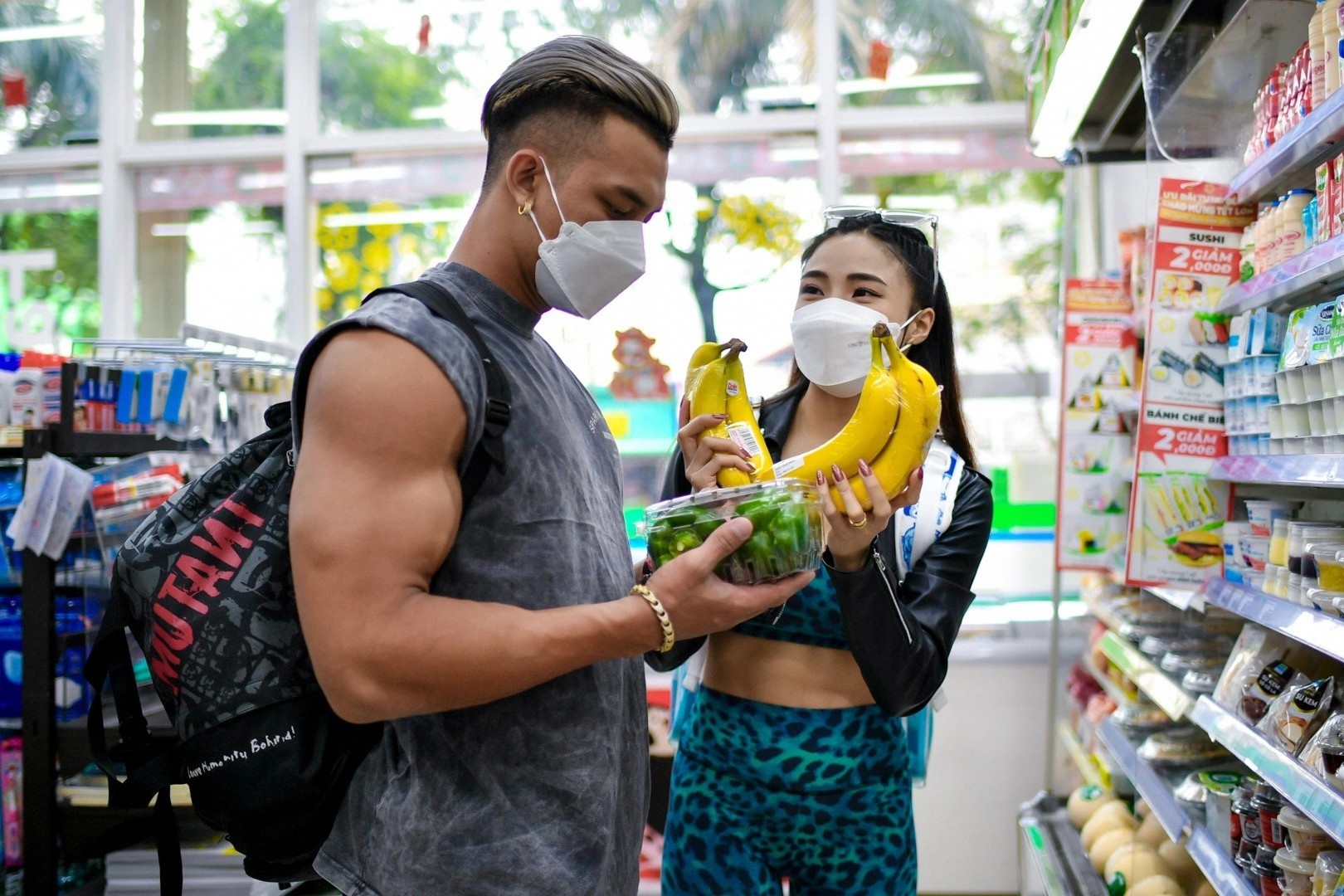 Vo chong tre cat spa, giam giai tri trong bao gia hinh anh