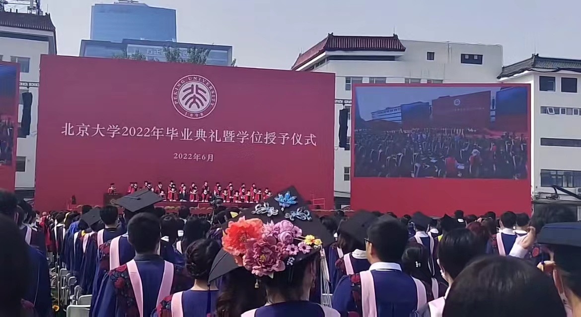 Sinh vien Trung Quoc that nghiep anh 1