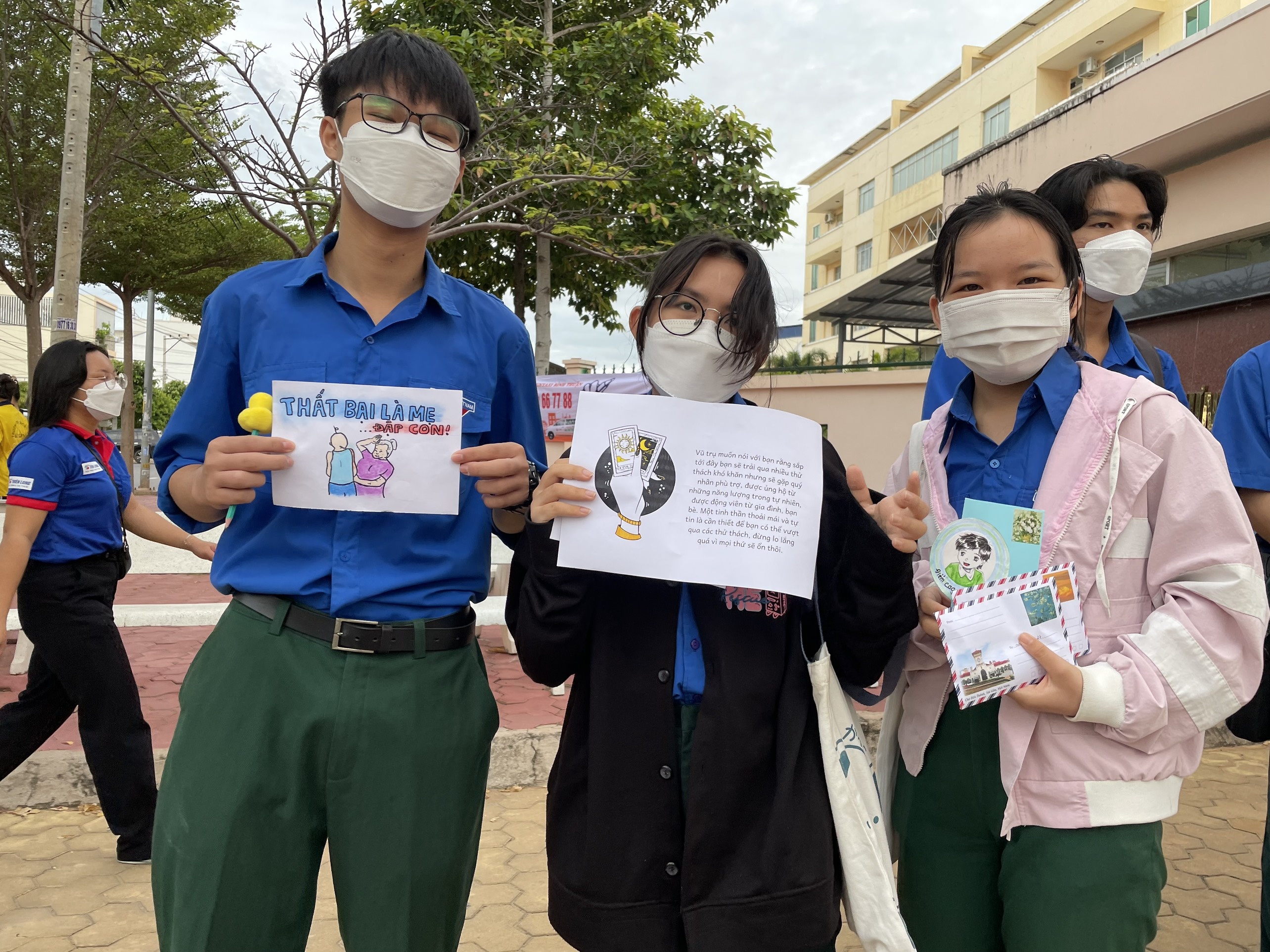 co vu thi tot nghiep THPT anh 8