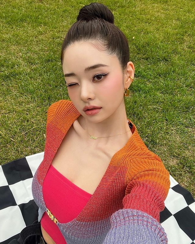 hot girl Dia nguc doc than tro lai anh 3