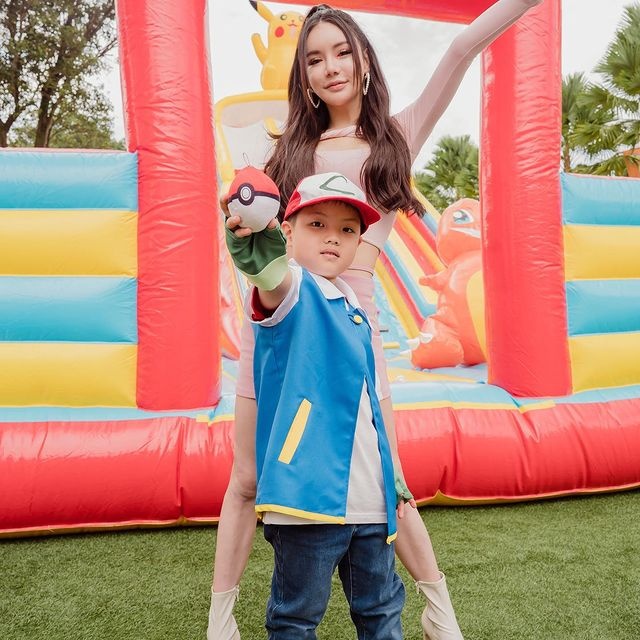 tiệc sinh nhật Kim Lim ảnh 2 tiec sinh nhat Kim Lim anh 2