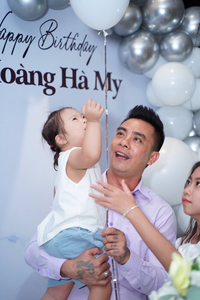 bo don than nuoi 2 con anh 2