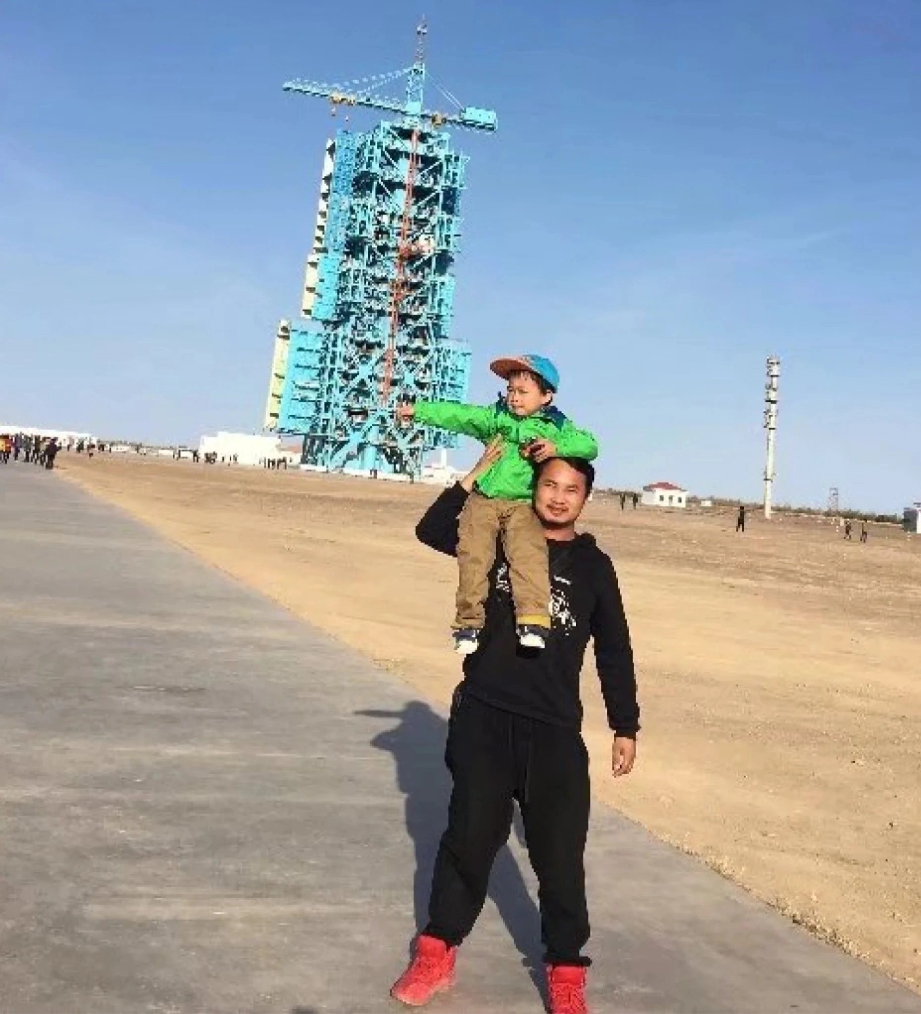 cau be thich ten lua anh 2