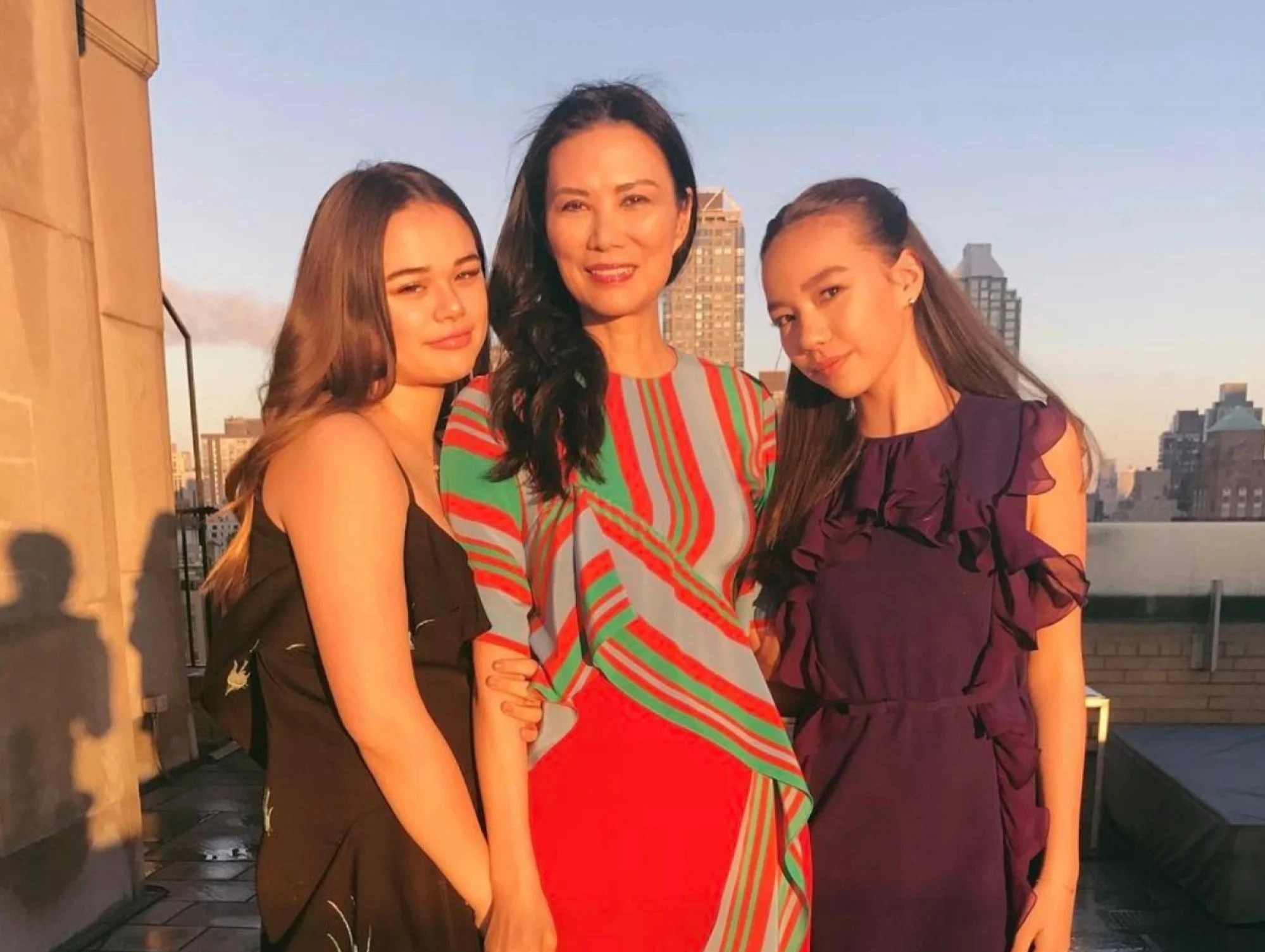 con gai Rupert Murdoch anh 4