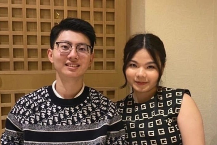 Tong pham cua cap doi lua dao 23 trieu USD hang hieu nhan an tu hinh anh