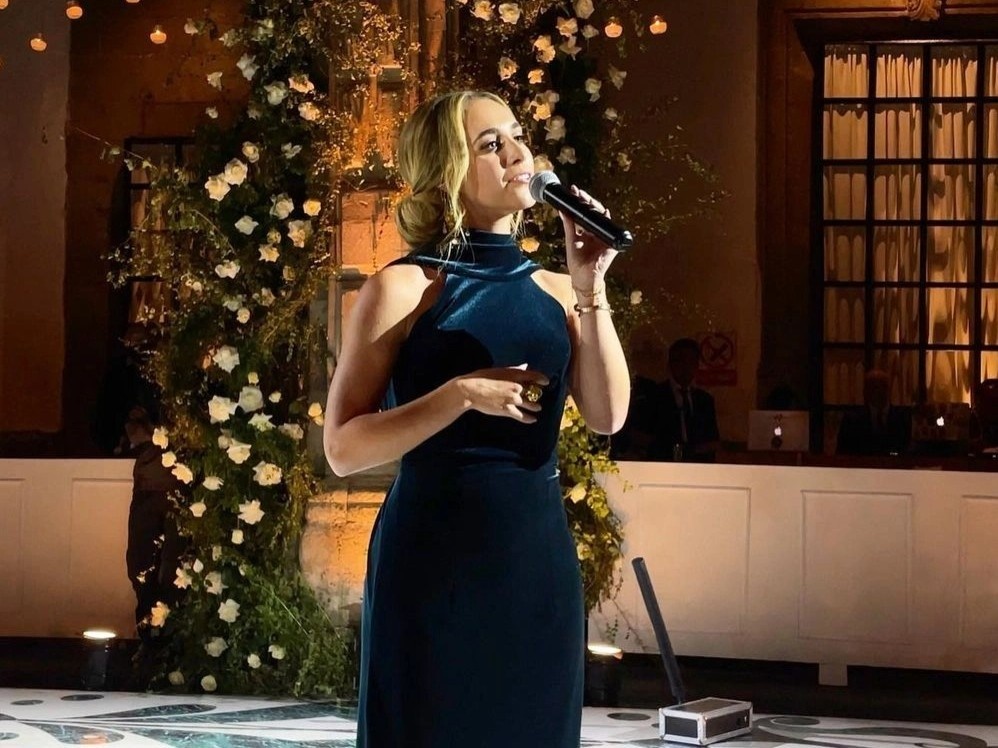 con gai nha ty phu anh 3