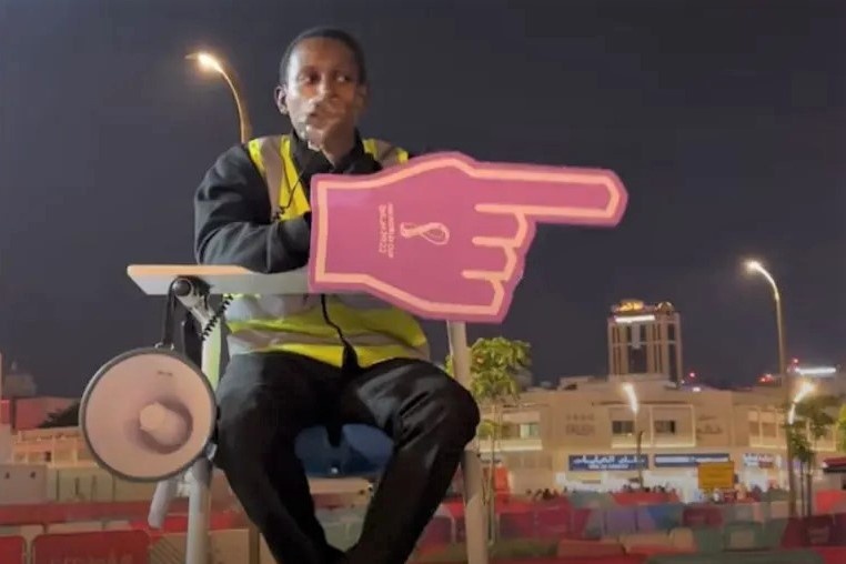 Chang trai chi duong bat ngo noi tieng o World Cup hinh anh