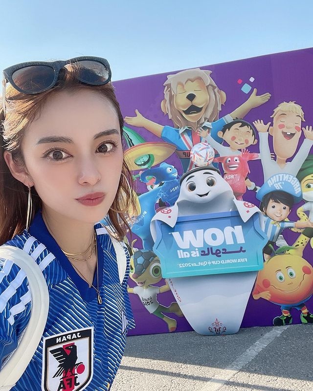 nu than World Cup anh 2