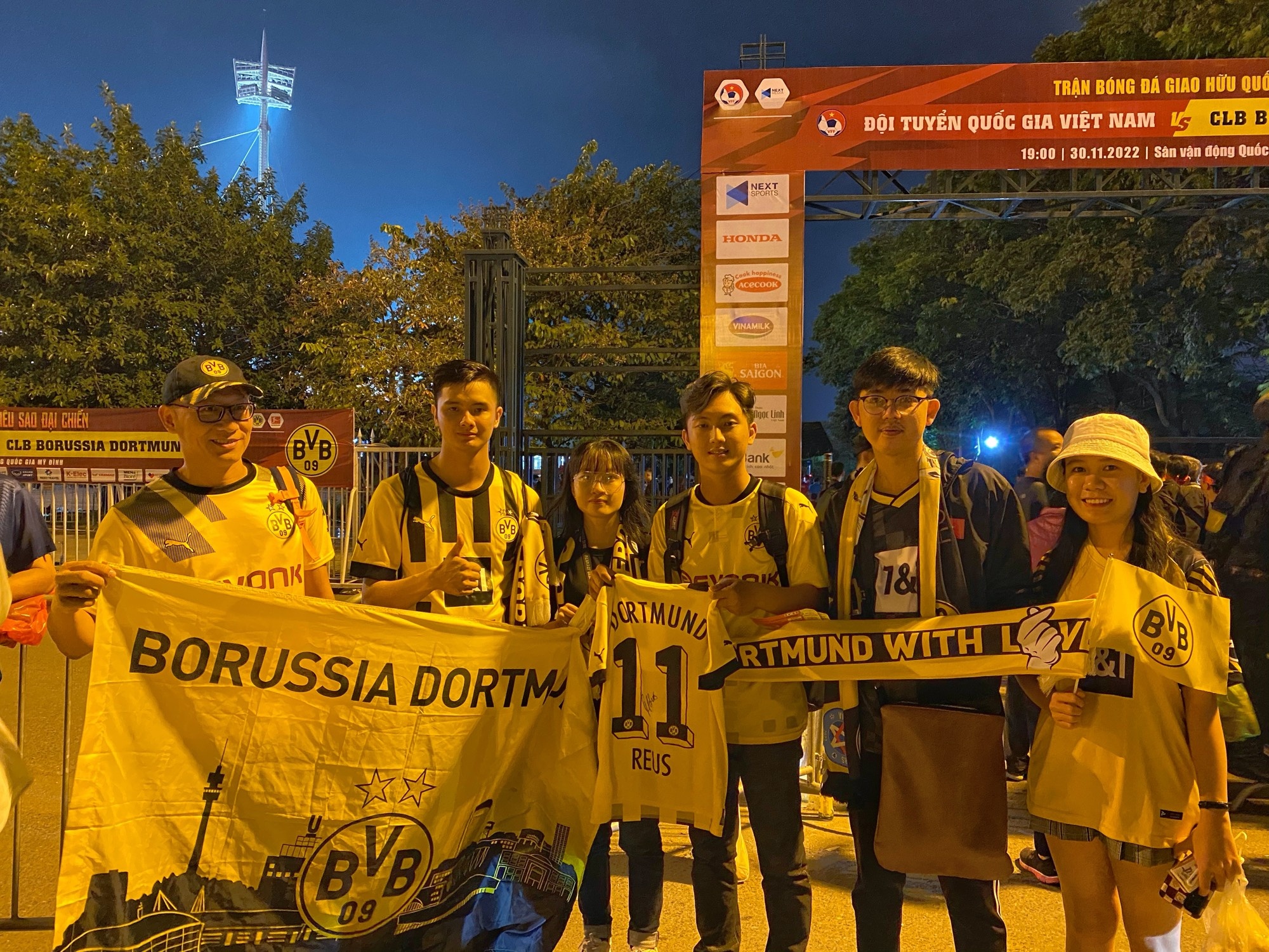 giao huu Borussia Dortmund anh 1