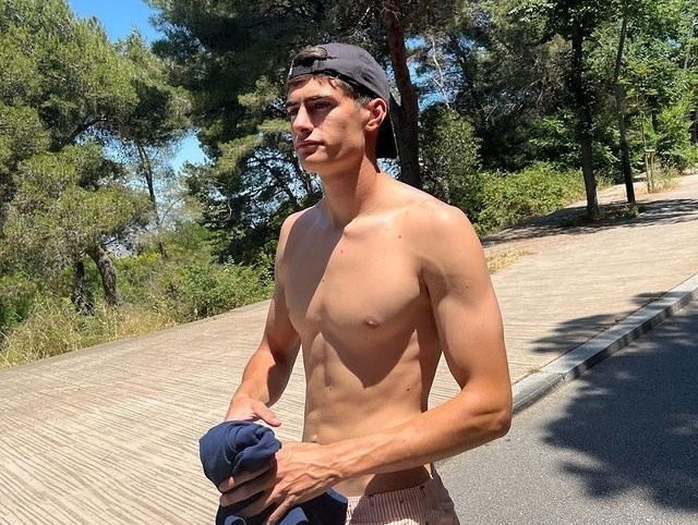 cau thu dien trai anh 2