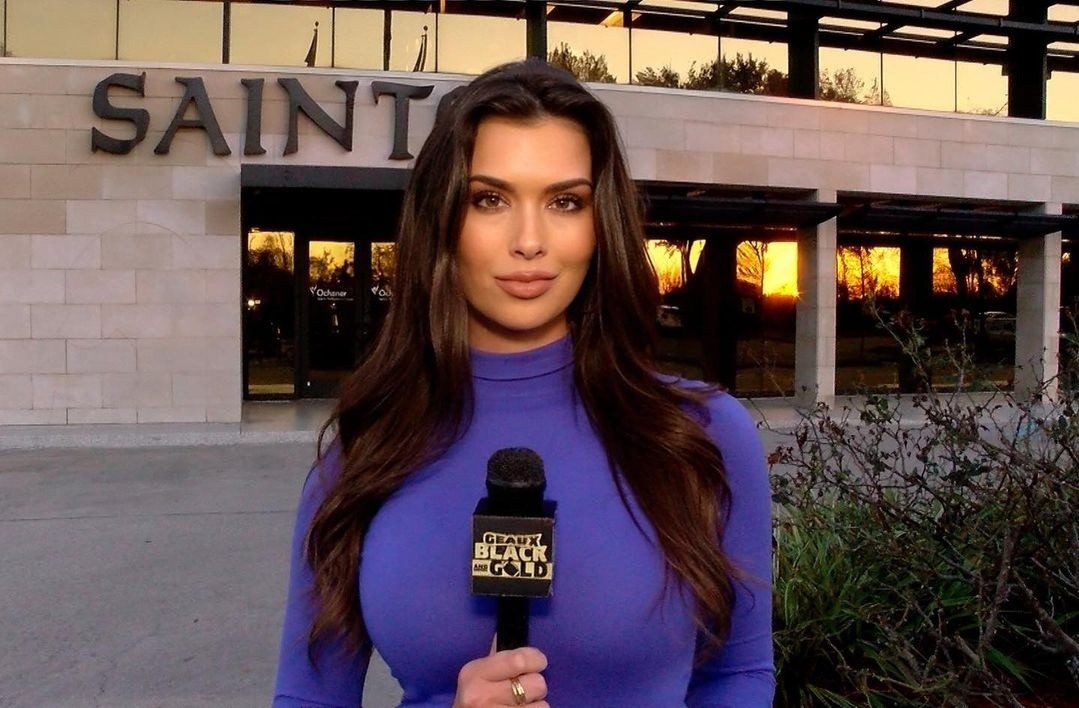 Nu phong vien the thao bat ngo noi tieng nho mot buc anh hinh anh