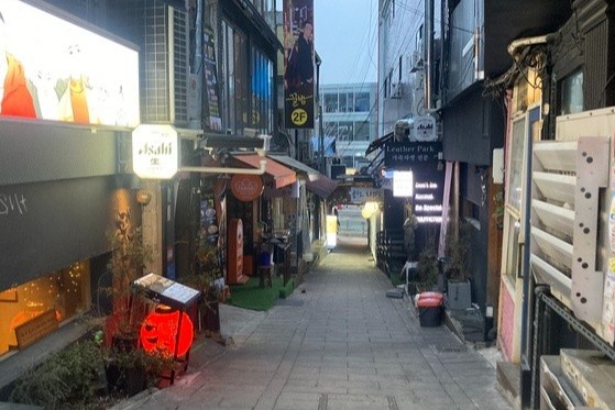 Itaewon chua the hoi sinh sau 3 thang xay ra tham kich hinh anh