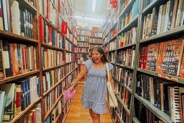 Nhung hieu sach doc dao tren the gioi hinh anh