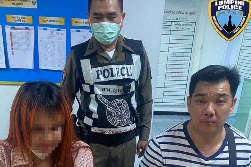 Bi giat day chuyen vang khi om nguoi la o Thai Lan hinh anh